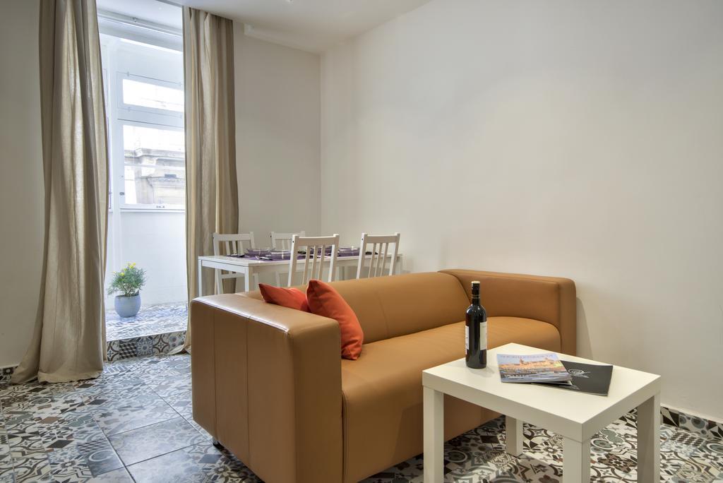 Central Valletta Two Bedroom Apartment Экстерьер фото